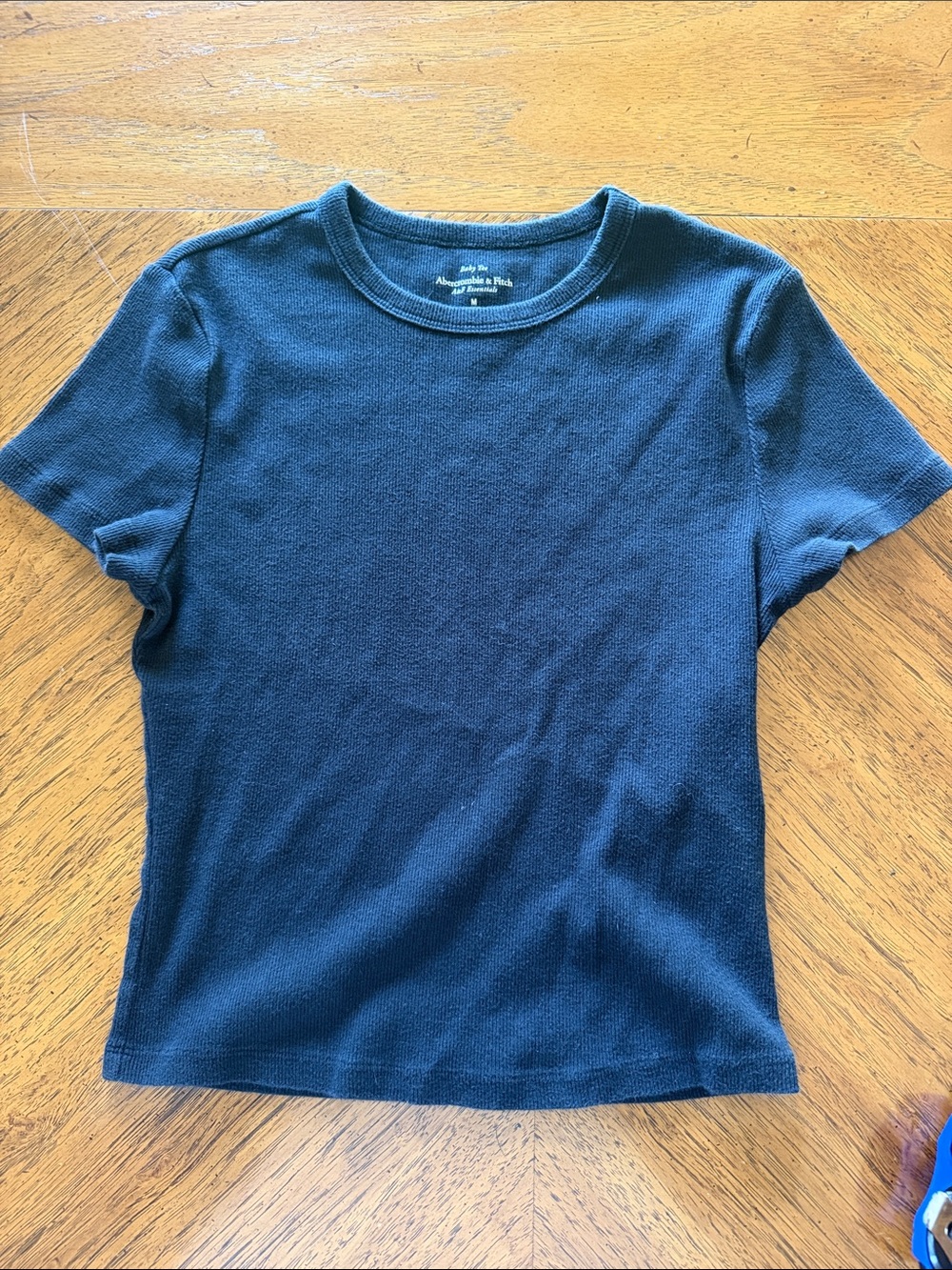 Abercrombie & Fitch Baby Tee